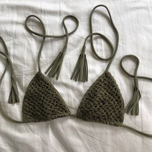 Olive green acacia top